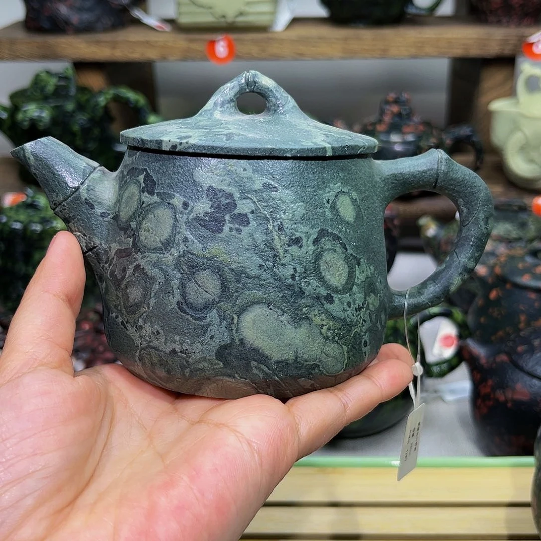 炼**士石材葡萄石竹节壶