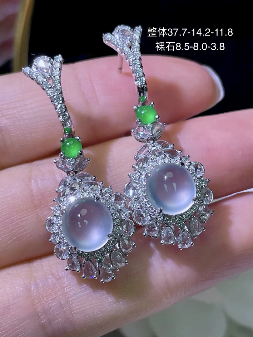 翠翠笙 天然缅甸翡翠A货 白冰蛋面耳坠 18k金镶嵌钻石  细腻水灵