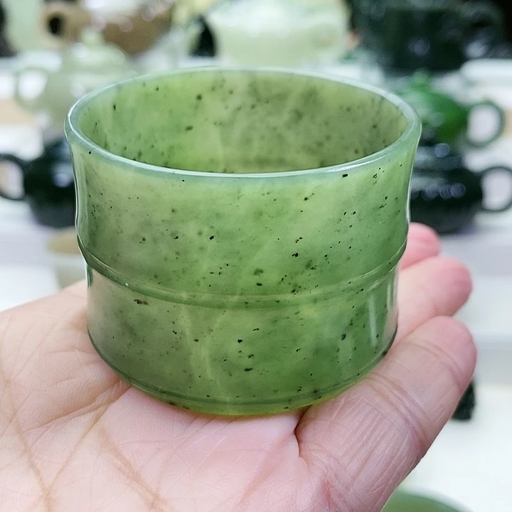 未镶嵌和田玉挂件茶杯70m l