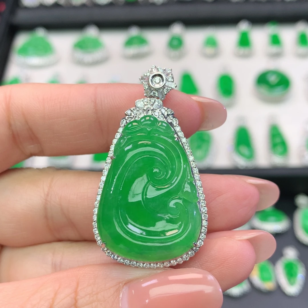 翡翠18K金镶嵌吊坠(不含链)