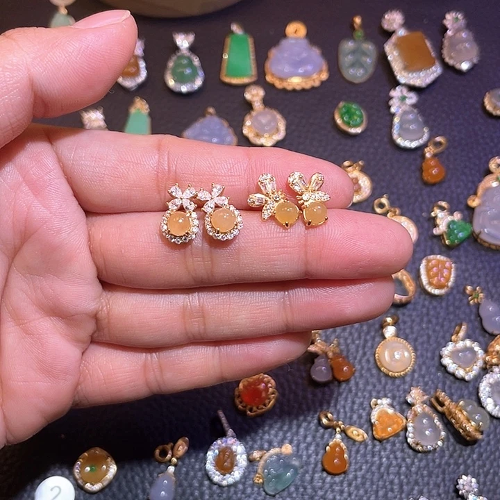 琳***酱翡翠银S925镶嵌吊坠(不含链)天然翡翠