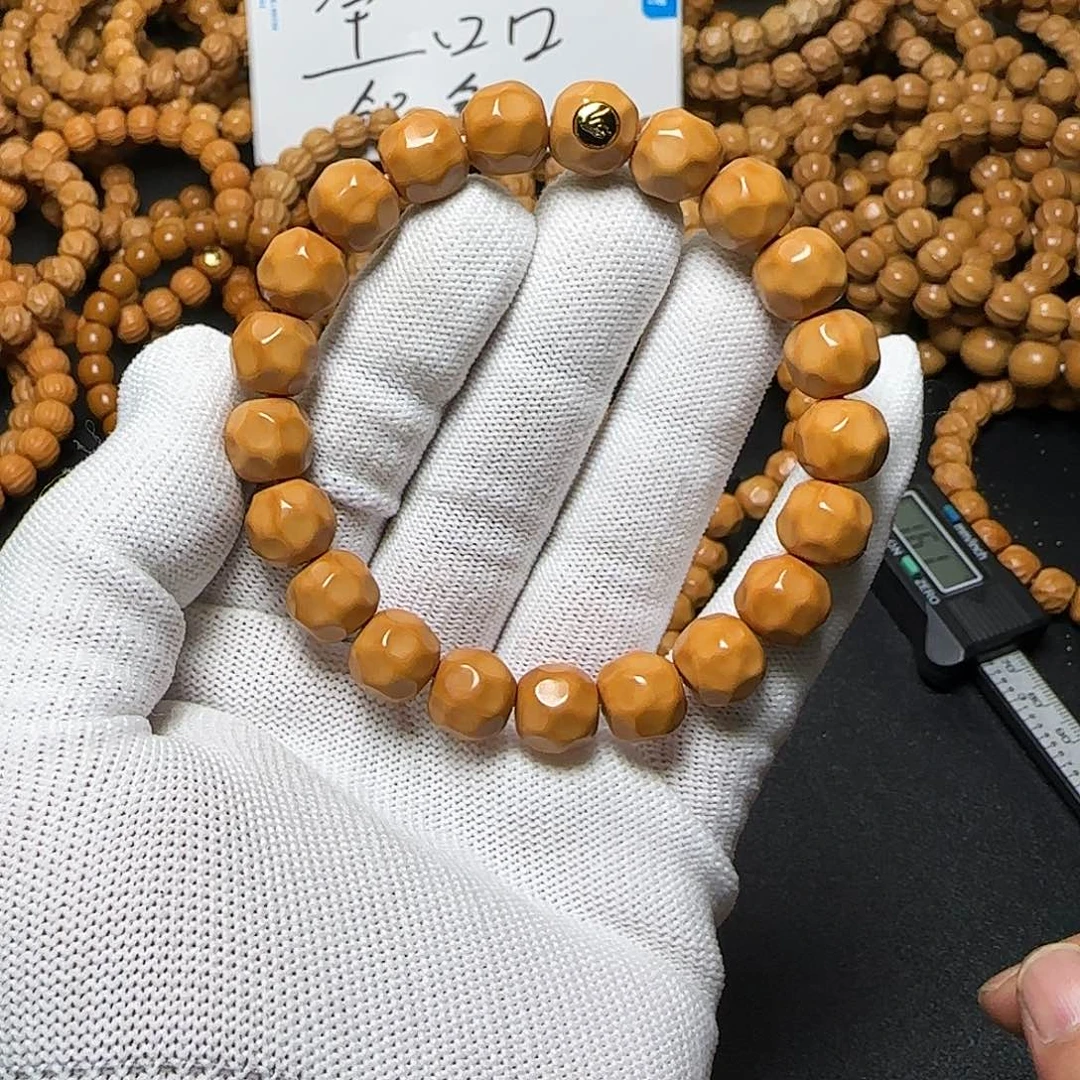 猴头核桃手串金标奶酪10-11左右30号