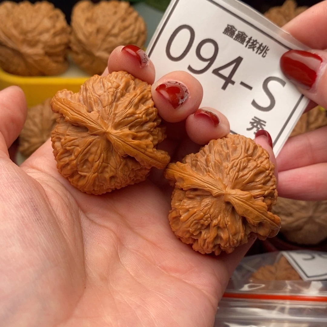 文玩核桃把件白狮41