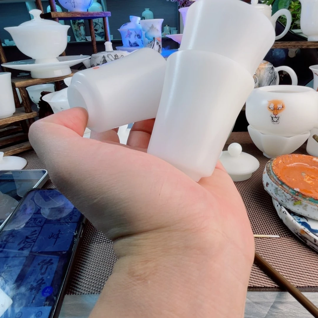 手绘的小卡也太好看了吧呜呜呜好