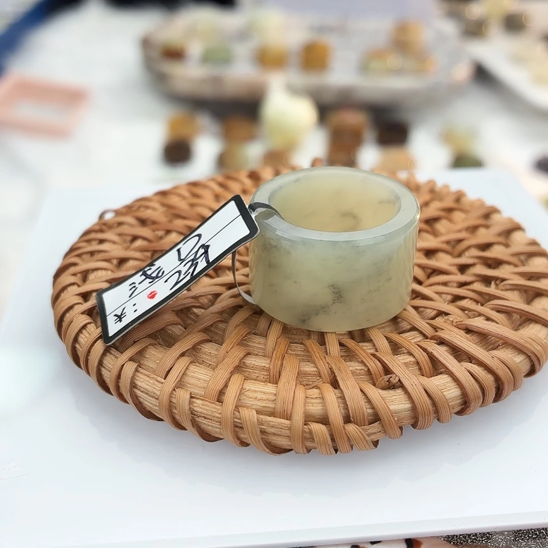 和田玉未镶嵌戒指c63青花直切17.2不退换