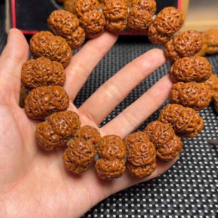 l***.手串金刚菩提26夹板手串