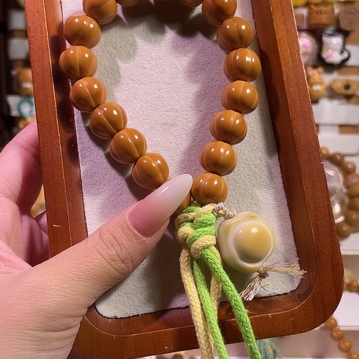 手串猴头核桃泡芙南瓜手持二等