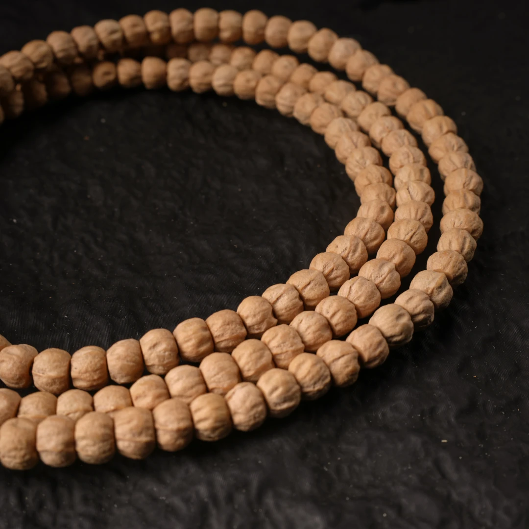 【朝奉文玩】编号C540 天然文玩柏香籽108长串 尺寸5+左右