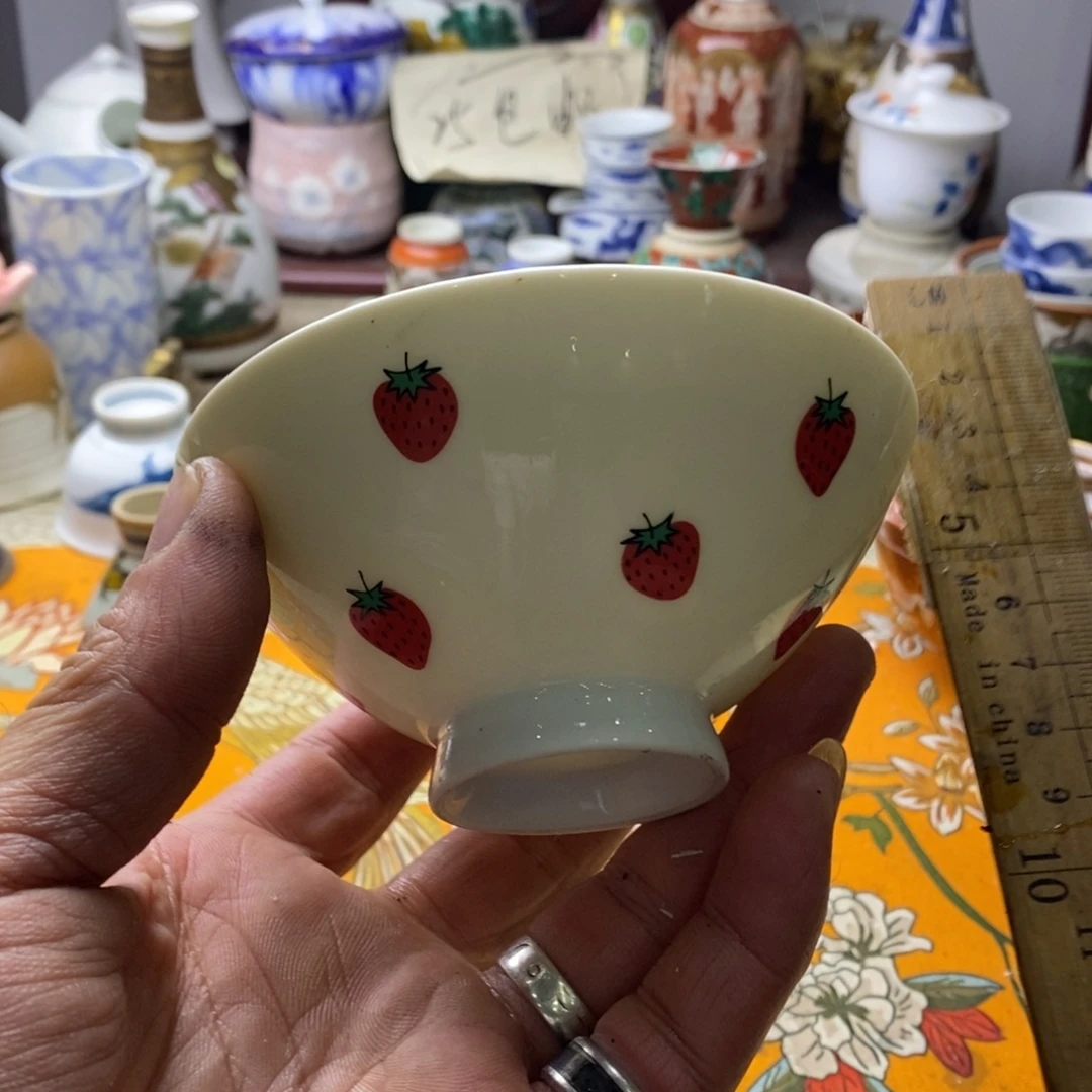 瓷片是因为她太喜欢他这个性格