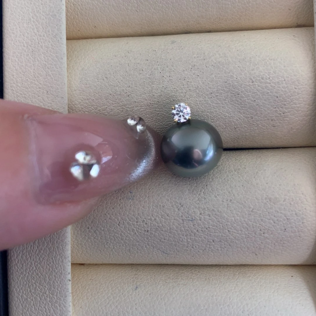 海水珍珠颈饰18K金镶嵌