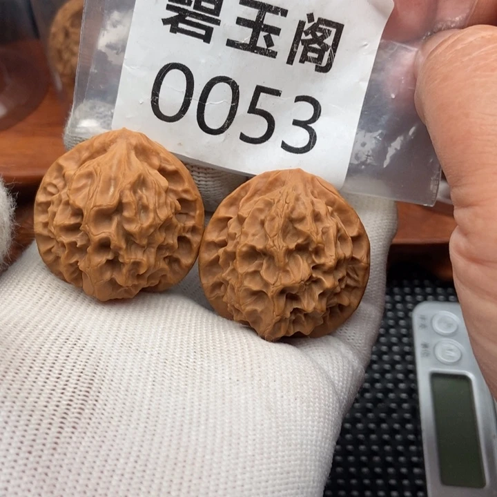 文玩核桃把件龙鳞39