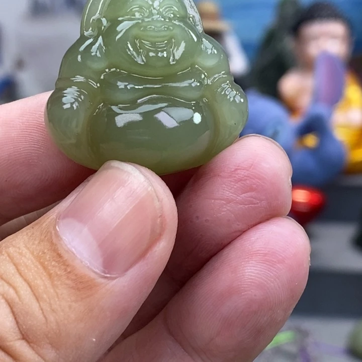 和田玉未镶嵌车挂颈饰