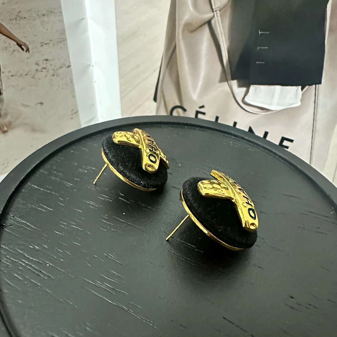 铜合金布艺耳饰 字母植绒Vintage中古小众百搭复古小香风耳环