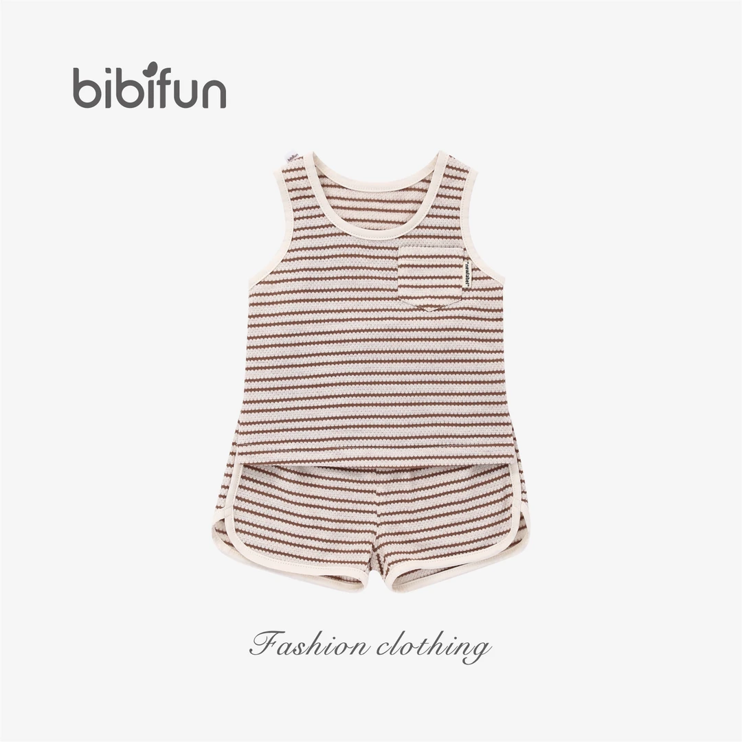婴悦家旗下品牌BBF夏季时尚洋气百搭果味夏日条纹背心套装X97367B