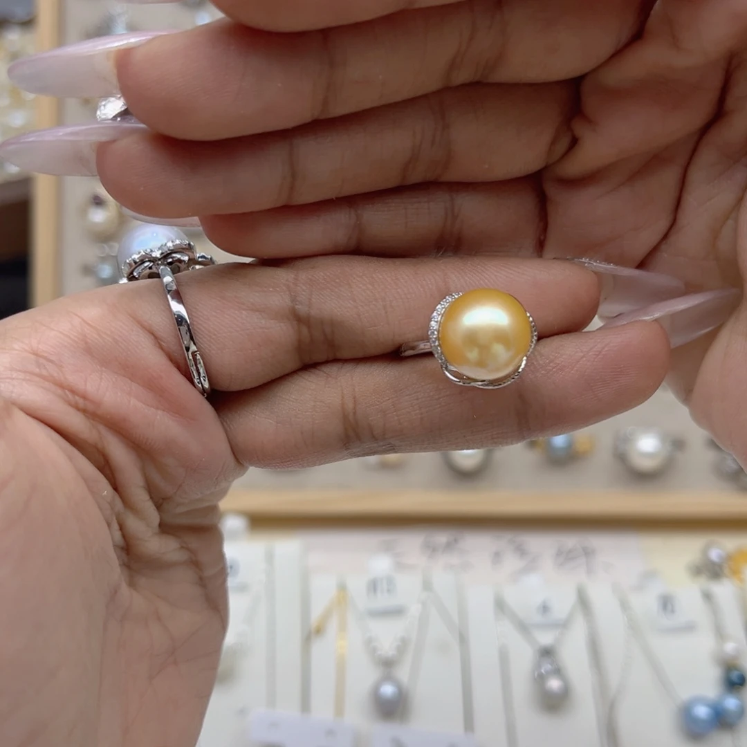君***岩淡水珍珠银S925镶嵌戒指