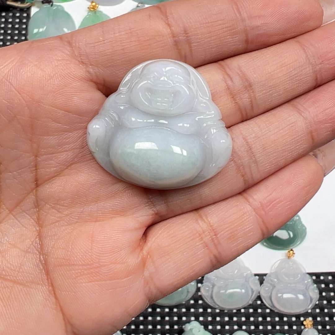 翡翠未镶嵌颈饰佛公