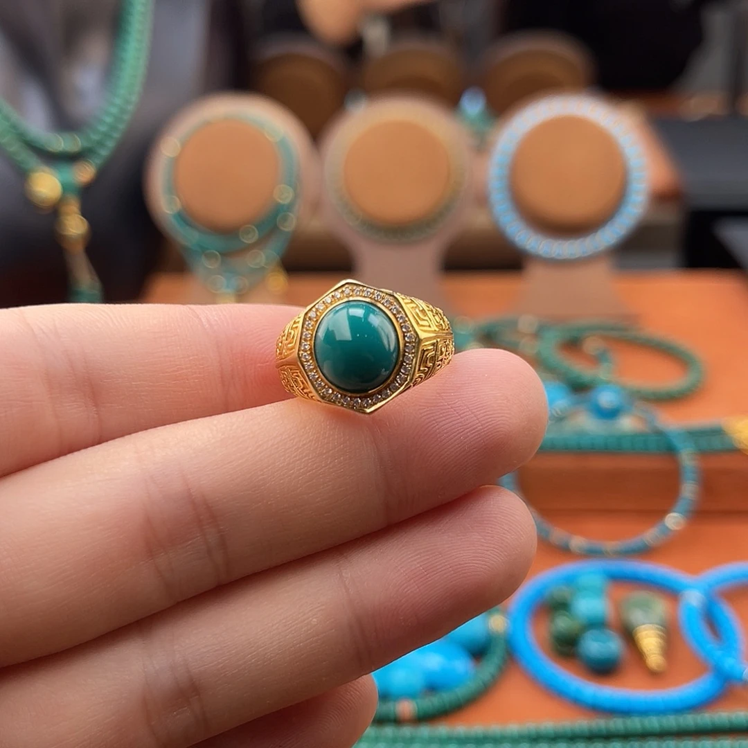 绿松石18K金镶嵌珠宝奇石