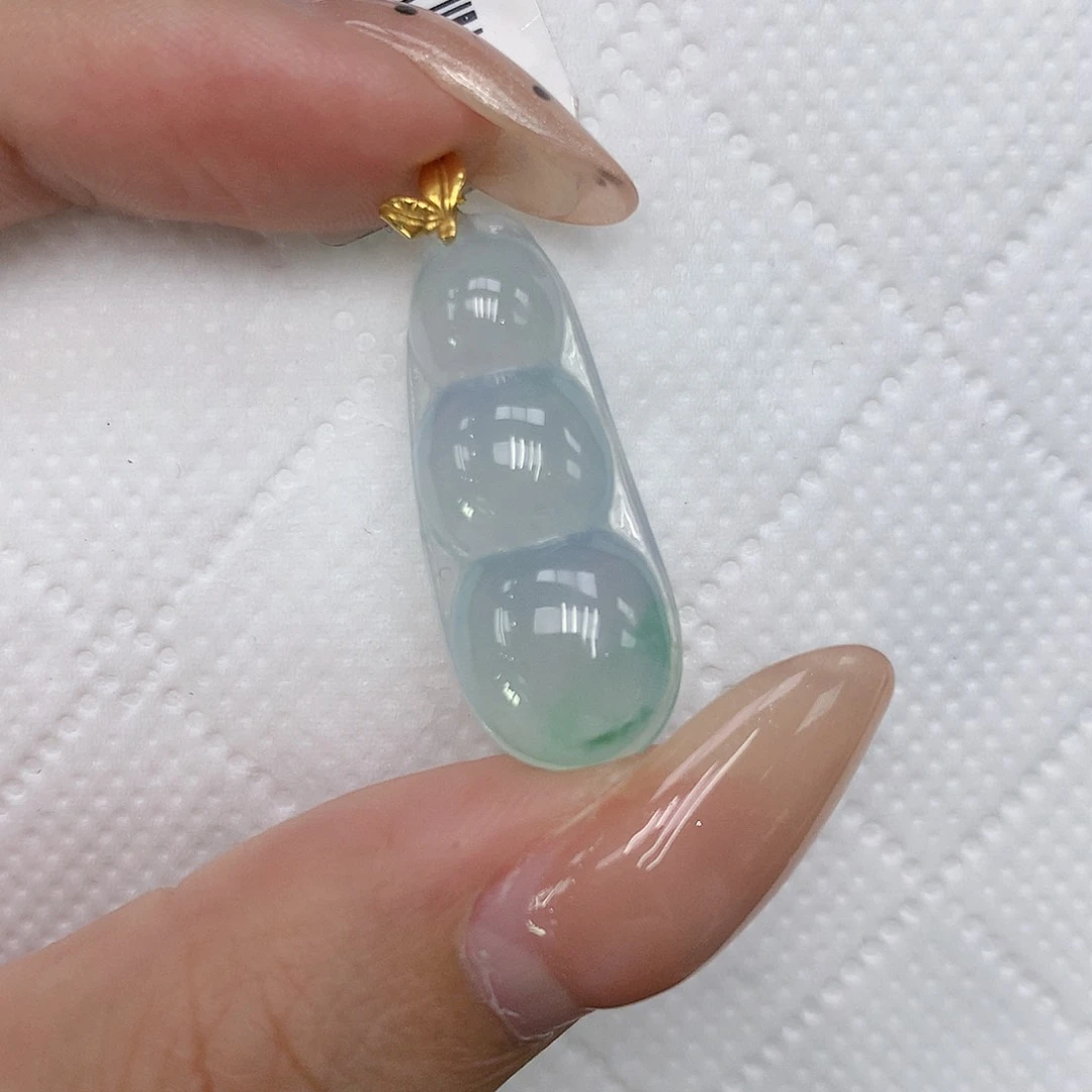 颈饰18K金镶嵌翡翠