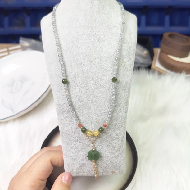 灰月光石米珠项链