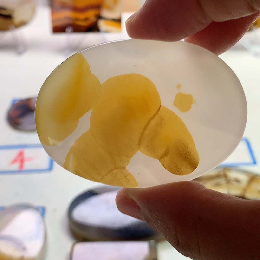 玛瑙/玉髓未镶嵌珠宝半成品