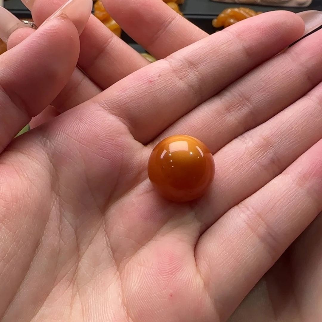 石英质玉未镶嵌颈饰