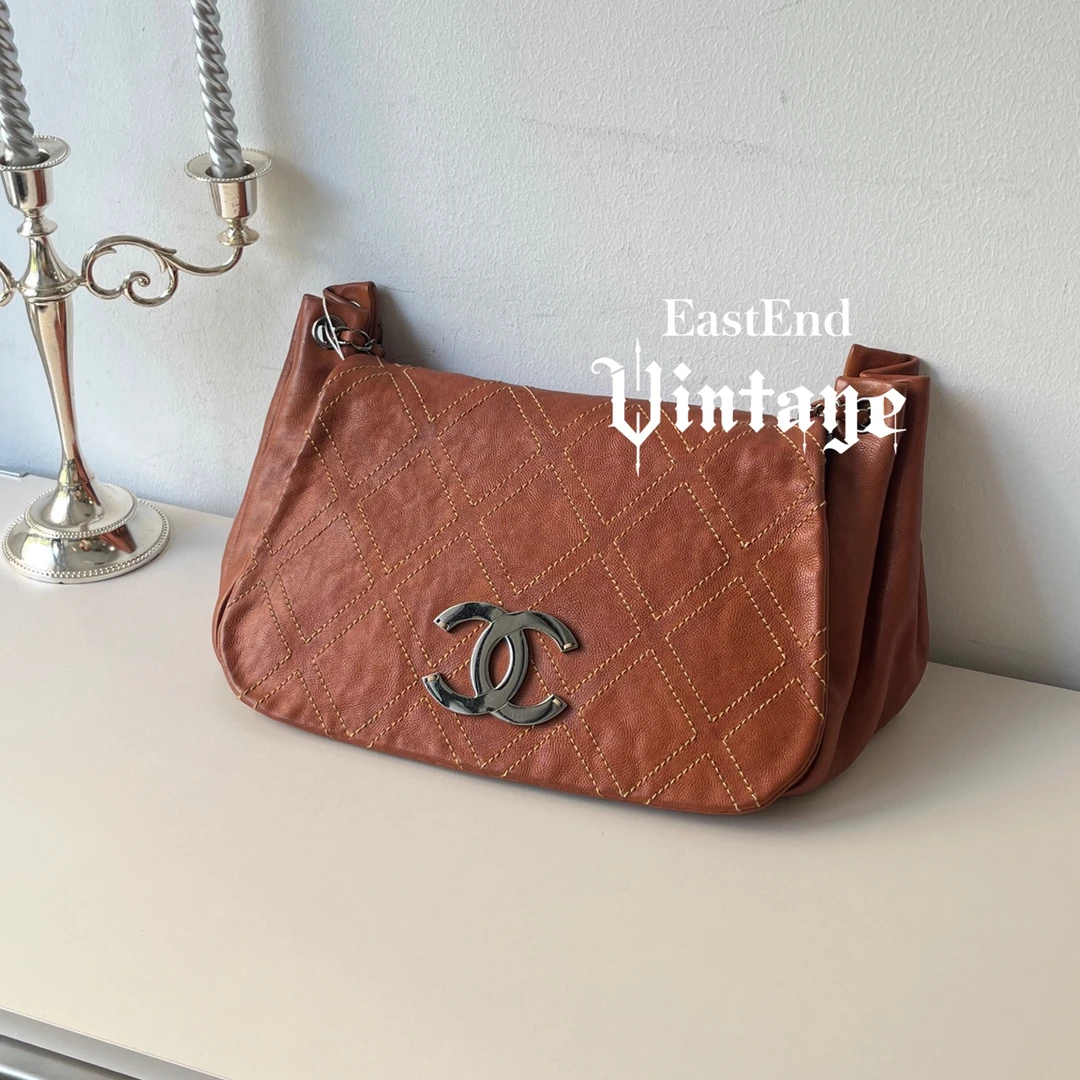 95新 Chanel/香奈儿 東区-10开橙色外缝线大logo翻盖机场包/55775