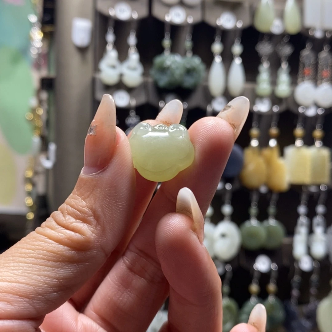 和田玉耳饰未镶嵌L**丶