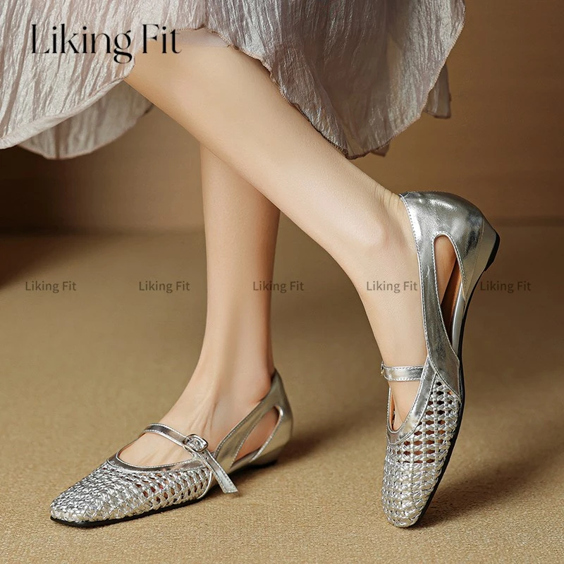 Liking Fit2025新款法式方头镂空真皮时尚简搭扣低跟中空凉鞋女