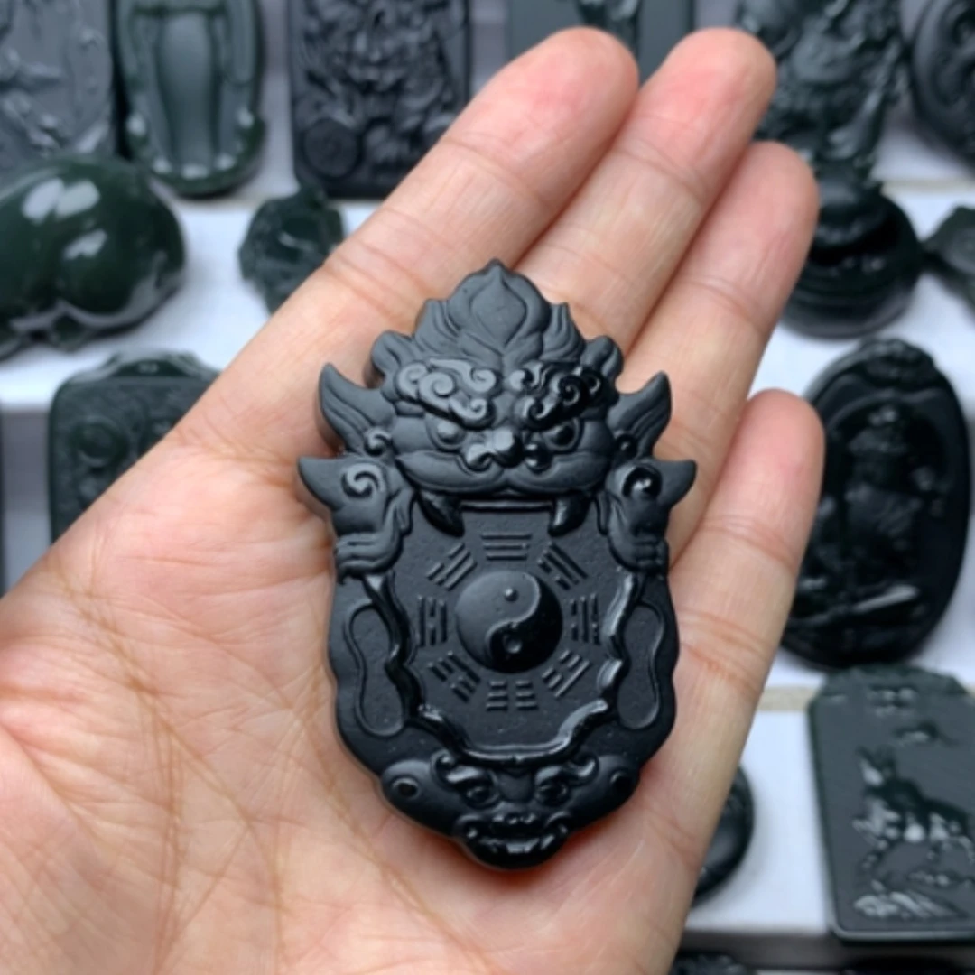 【闪购商品】颈饰未镶嵌和田玉双面雕刻
