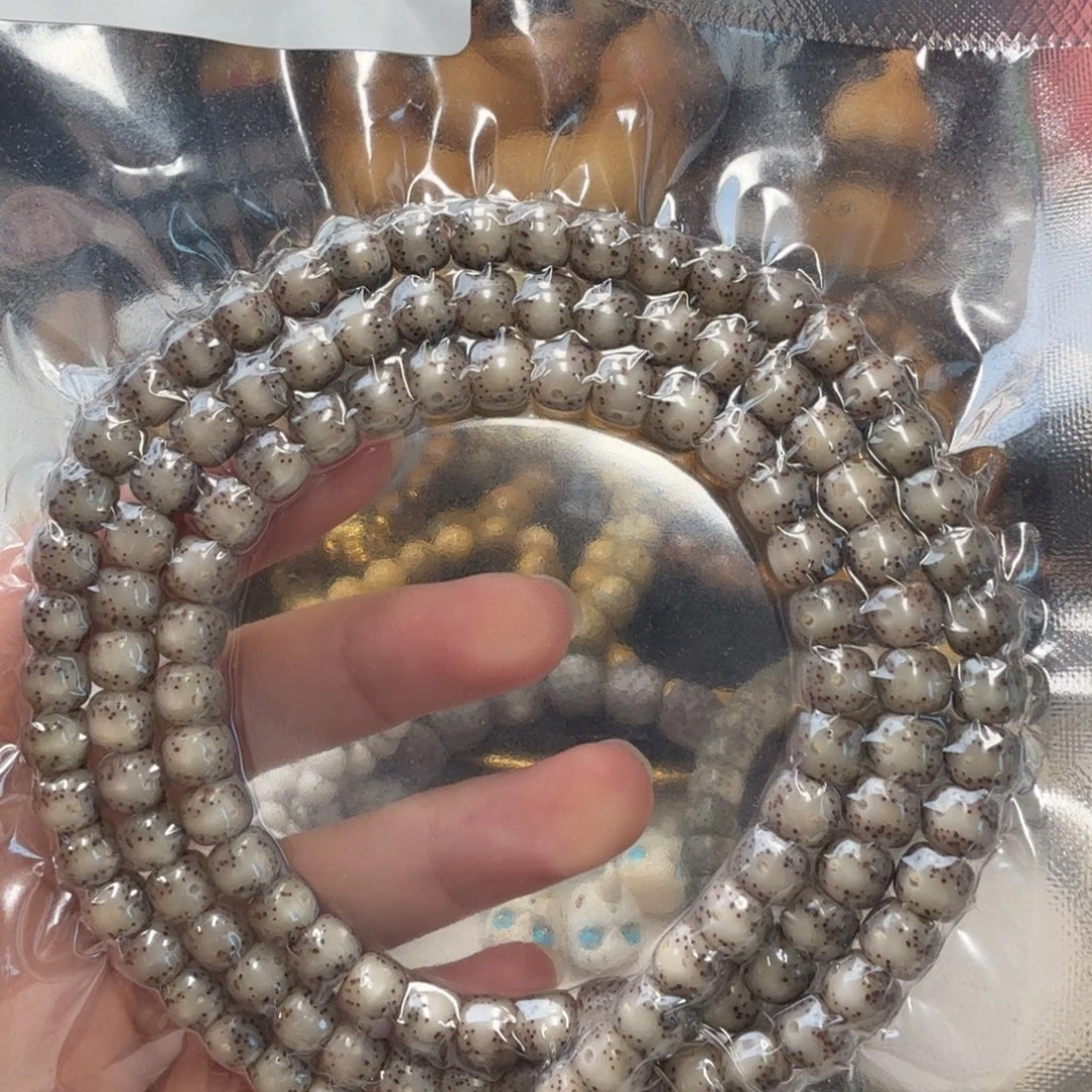 小***️手串星月菩提7石玉灰冰108