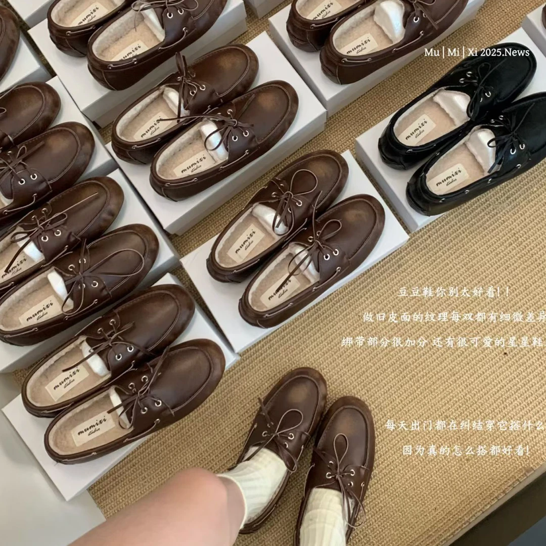 825-1复古英伦风乐福鞋女加绒圆头系带蝴蝶结平底百搭小皮鞋