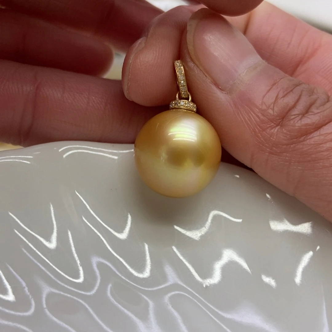 海水珍珠吊坠(不含链)18K金镶嵌