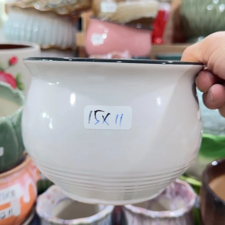 凑9块包邮，有孔，花盆