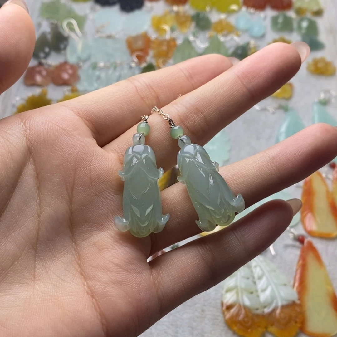 未镶嵌蛇纹石玉耳饰/颈饰