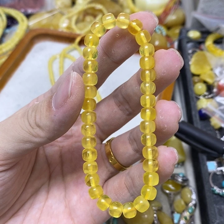未镶嵌蜜蜡裸石多样性发货
