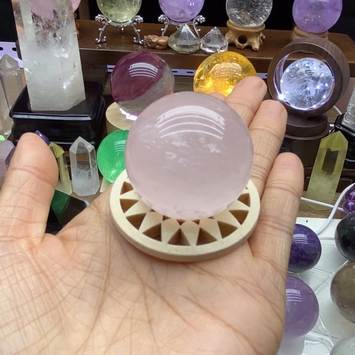 水晶摆件未镶嵌天然粉水晶球