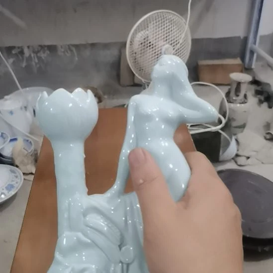 浮***️当代景德镇陶瓷工艺品