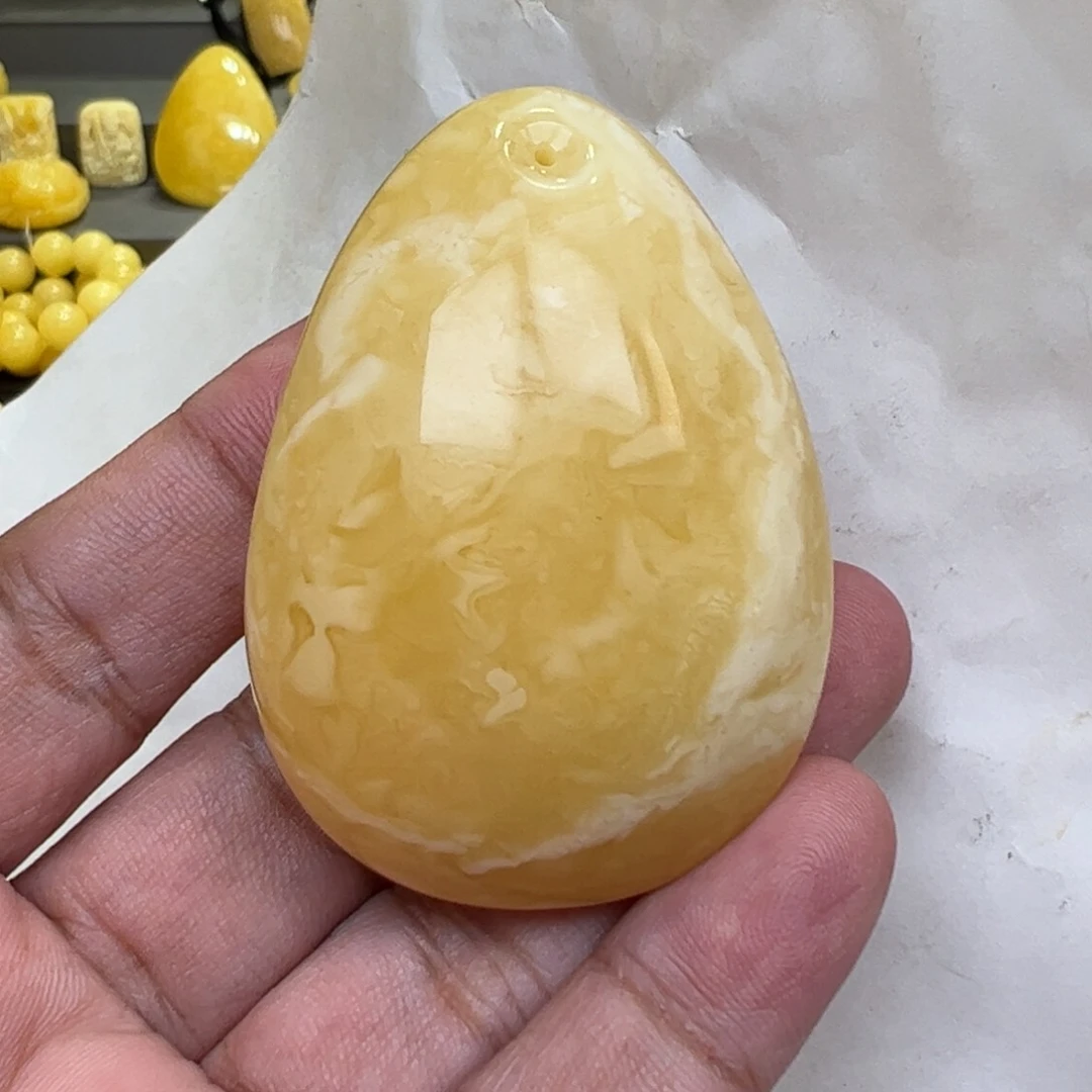 【闪购商品】琥珀裸石未镶嵌35.3克