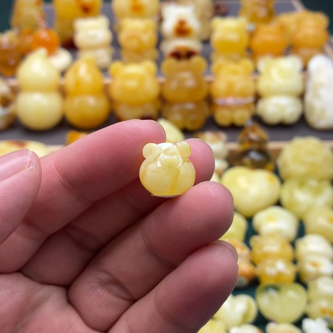 琥珀未镶嵌裸石蜜蜡