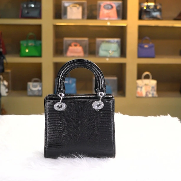 【尺寸：20*10*18】SISI原创设计高定真皮女包V24113 黑色