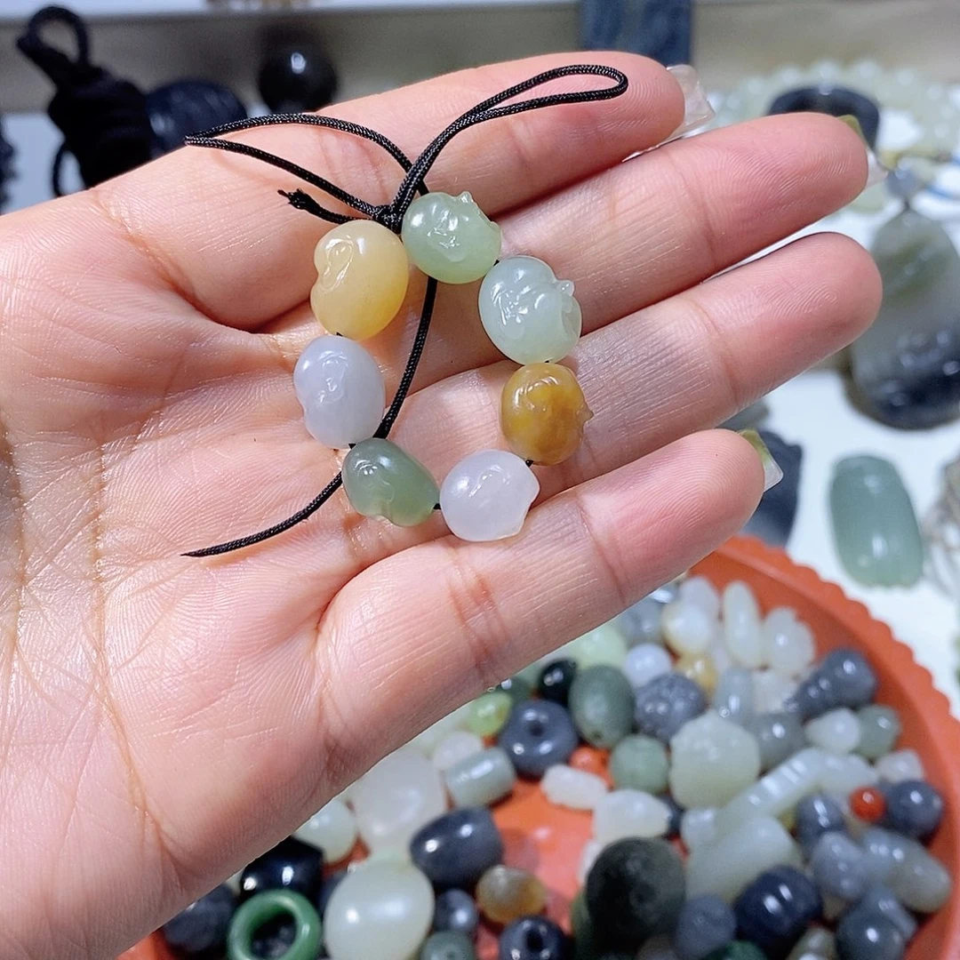 和田玉挂件未镶嵌积****O