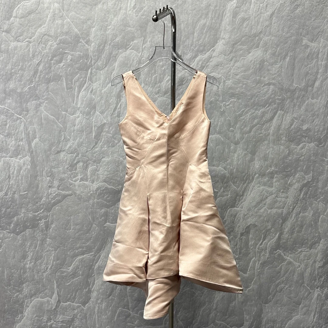 99新 DIOR/迪奥 无袖纯色连衣裙 36码 D18528