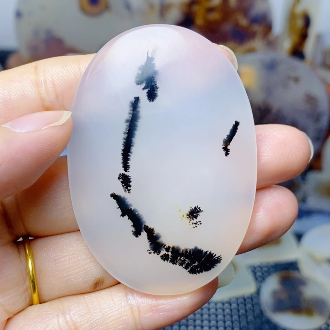 玛瑙/玉髓未镶嵌珠宝奇石