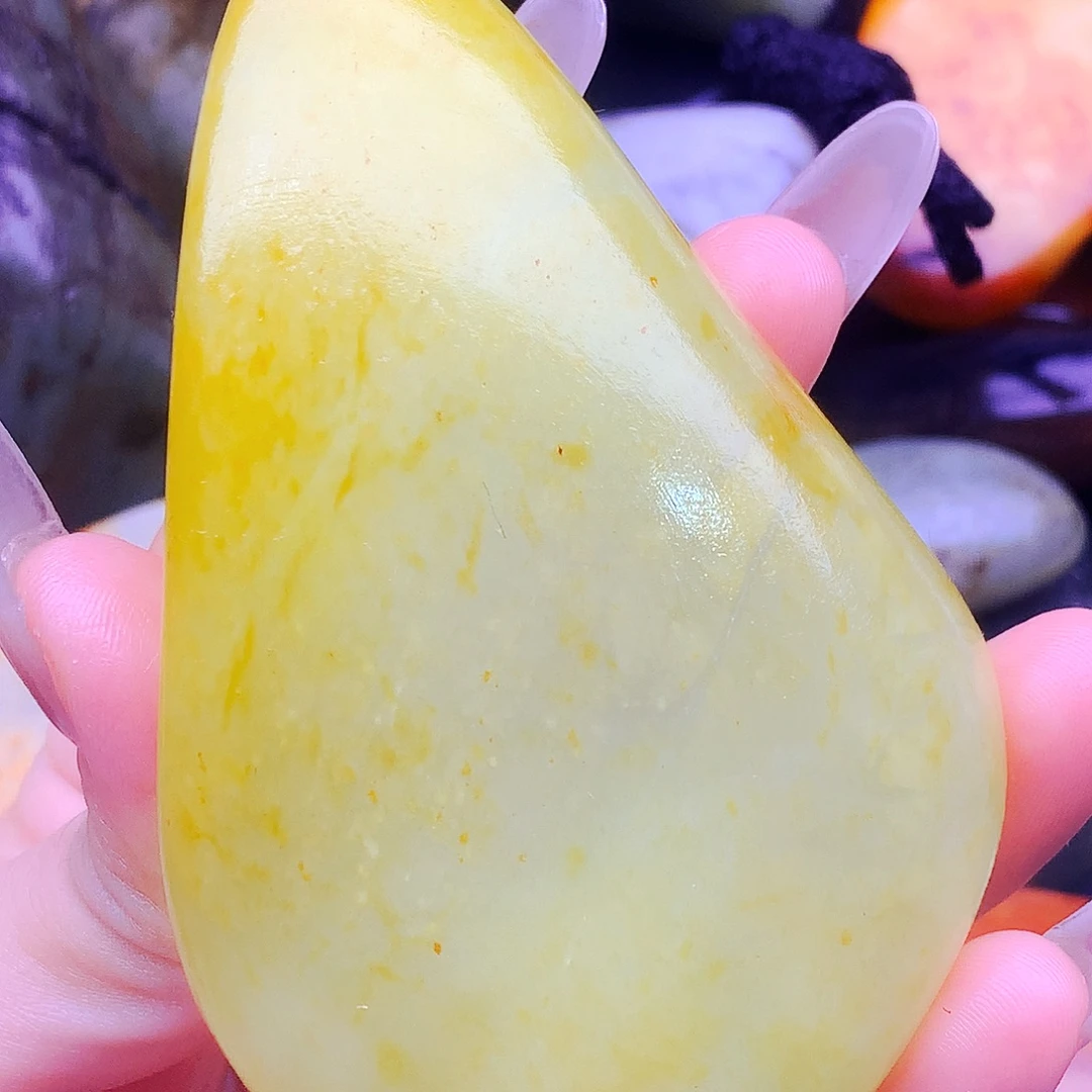 未镶嵌和田玉（糖玉）把件