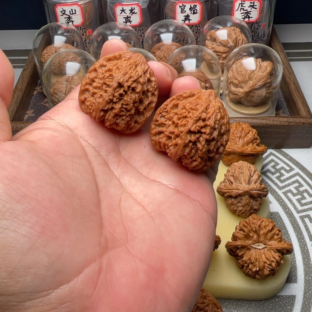 文玩核桃吊坠34全品精配满天星