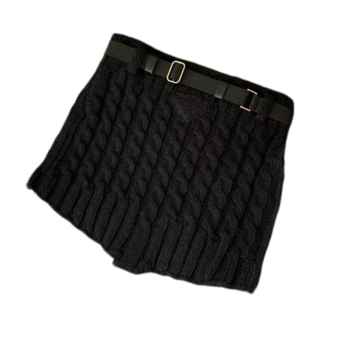 XHCHIC 25早春小众复古羊毛麻花腰带短裤