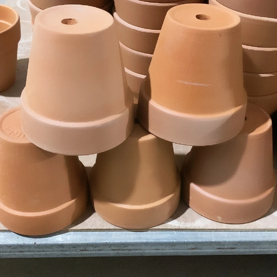 瑕疵红陶10×10-5