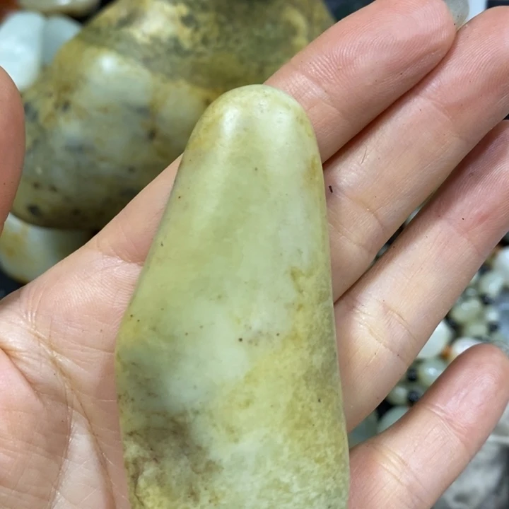未镶嵌和田玉（糖玉）挂件