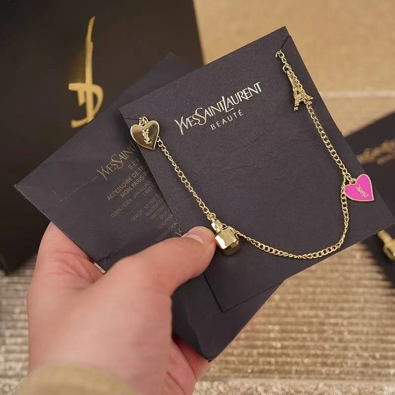 【小树林】k179专柜礼赠树林反转巴黎铁塔爱心手机链挂件可改造手链