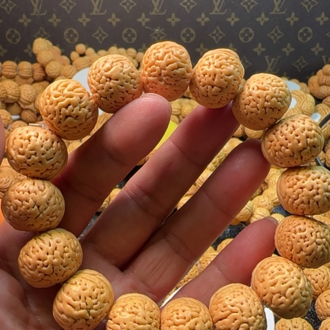 倚***风桃核吊坠南瓜手串